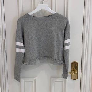Light gray pullover